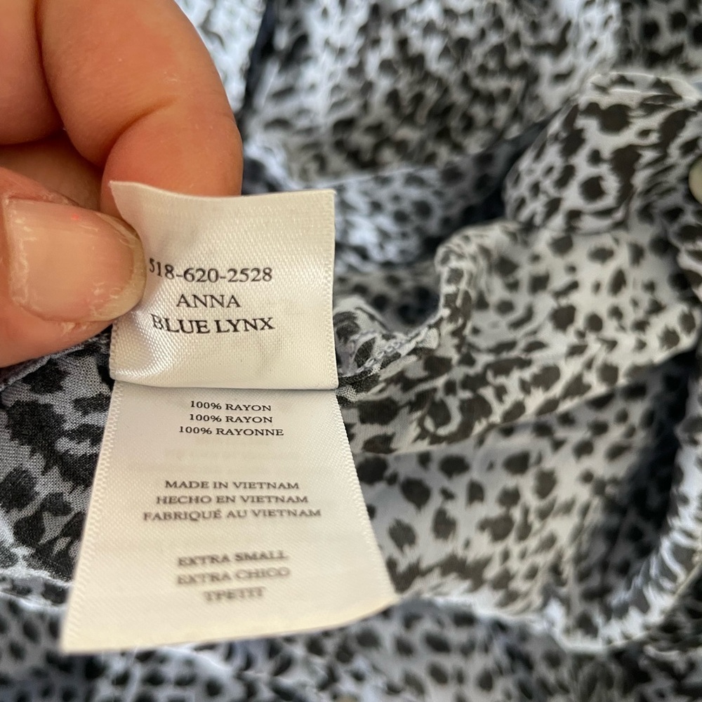 Rails Anna Blue Lynx Patterned Button Down Shirt - image 8